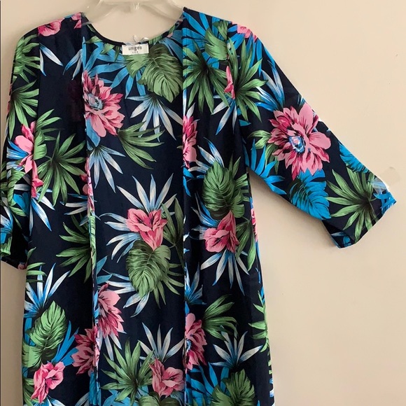 New long floral kimono - Picture 2 of 5